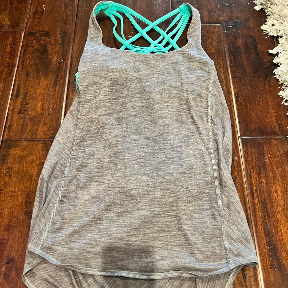 Lululemon tank with bra